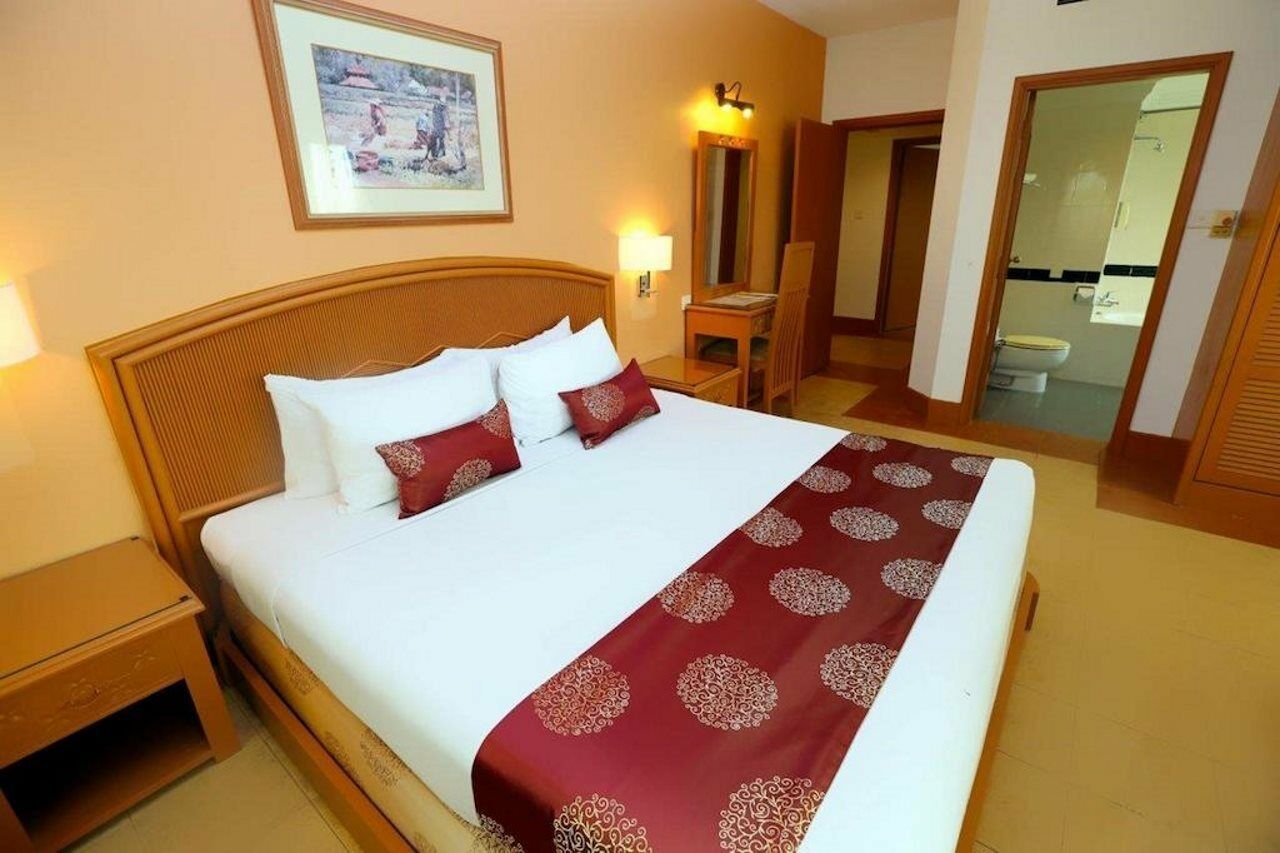 The Avenue M Otel Johor Bahru Dış mekan fotoğraf